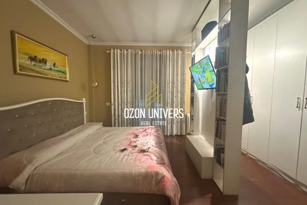 Appartamento in vendita a Tirana 2+1, Arredato