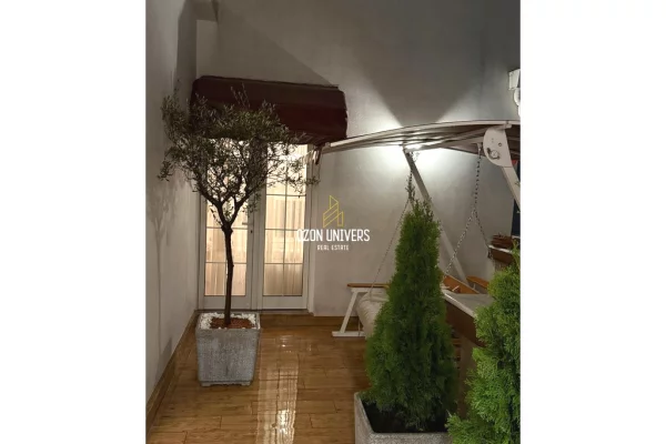 Appartamento in vendita a Tirana 2+1, Arredato