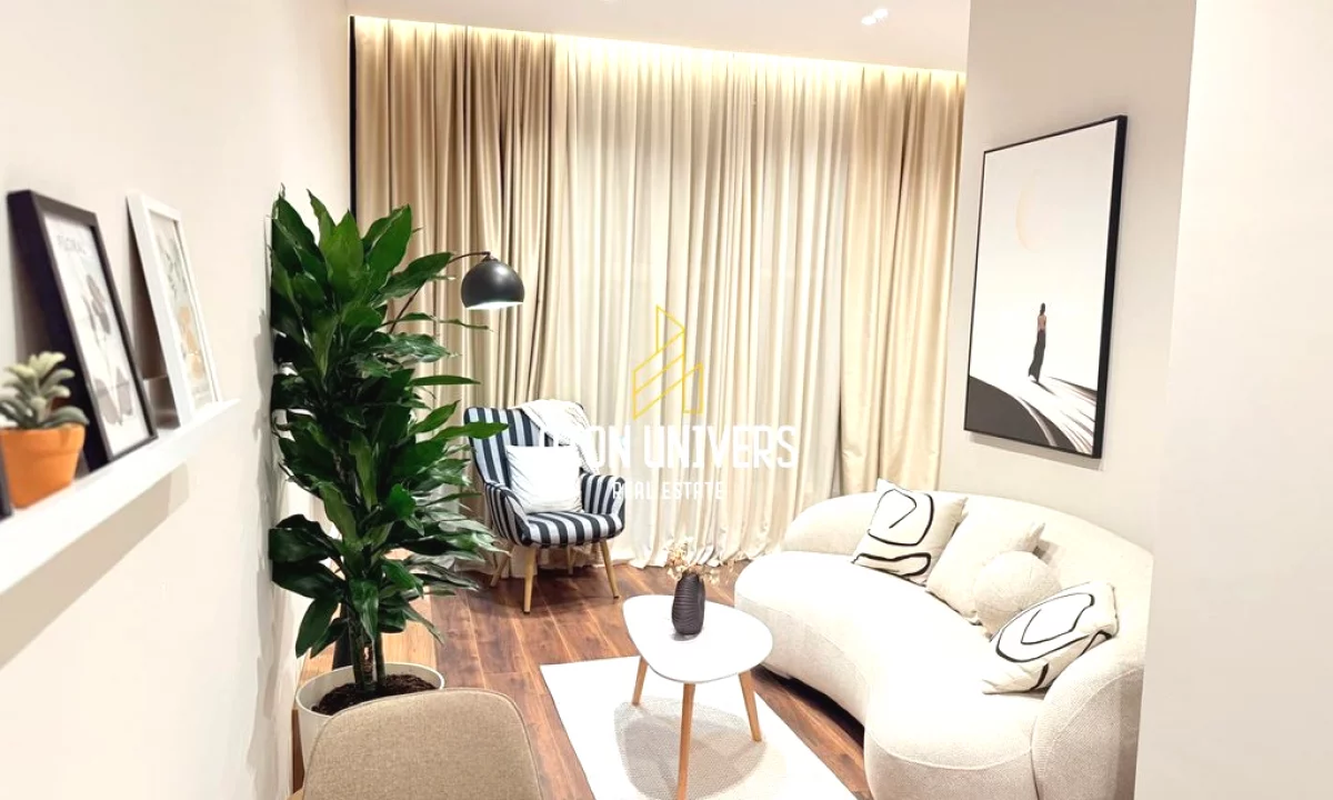 Appartamento in vendita a Tirana 2+1, Arredato