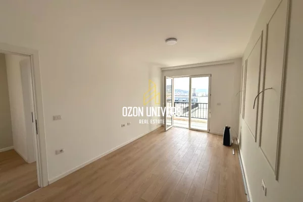 Shtepi me qera Apartament ne Tirane, 2+1, Mobilimi Pjeserisht e mobiluar, Pagesa 40,000  Leke.