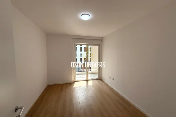 Shtepi me qera Apartament ne Tirane, 2+1, Mobilimi Pjeserisht e mobiluar, Pagesa 50,000  Leke.