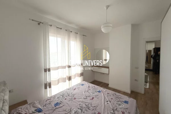 Shtepi me qera Apartament ne Tirane, 2+1, Mobilimi E mobiluar, Pagesa 55,000  Leke.