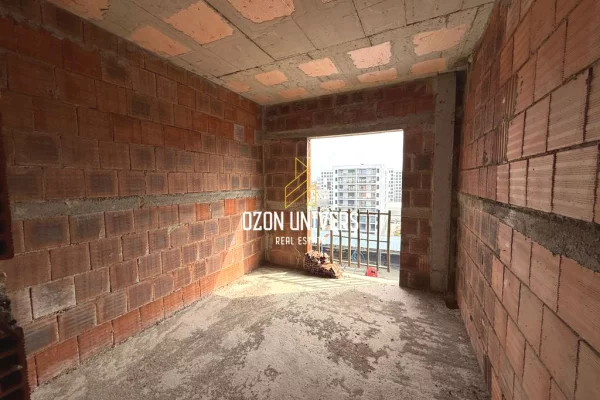 Appartamento in vendita a Tirana 2+1, Vuoto