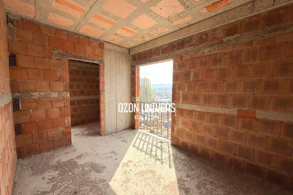 Appartamento in vendita a Tirana 2+1, Vuoto