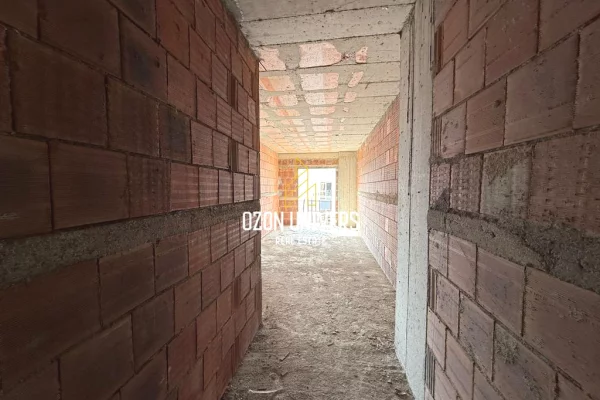 Appartamento in vendita a Tirana 2+1, Vuoto