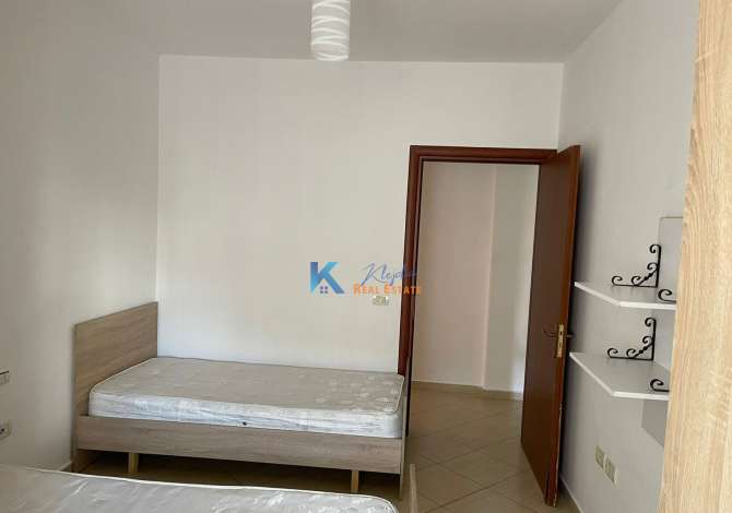 Shtepi me qera Apartament ne Tirane, 2+1, Mobilimi E mobiluar, Pagesa 50,000  Leke.