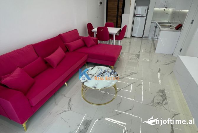Shtepi me qera Apartament ne Tirane, 1+1, Mobilimi E mobiluar, Pagesa 650  Euro.