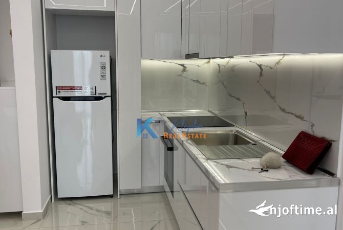 Shtepi me qera Apartament ne Tirane, 1+1, Mobilimi E mobiluar, Pagesa 650  Euro.