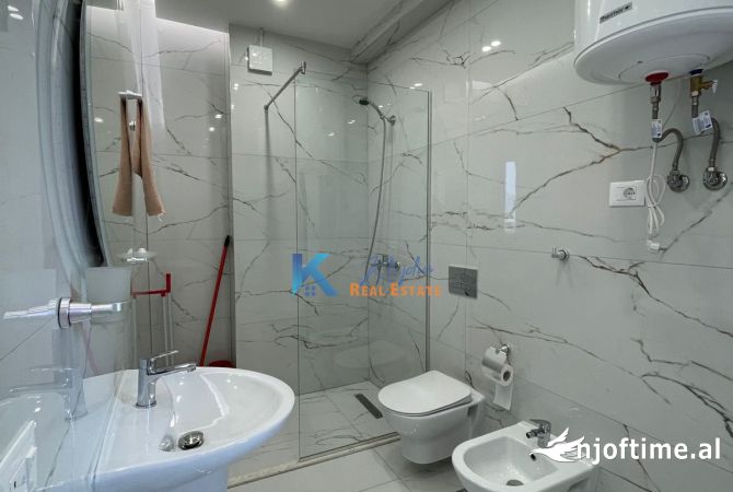 Shtepi me qera Apartament ne Tirane, 1+1, Mobilimi E mobiluar, Pagesa 650  Euro.