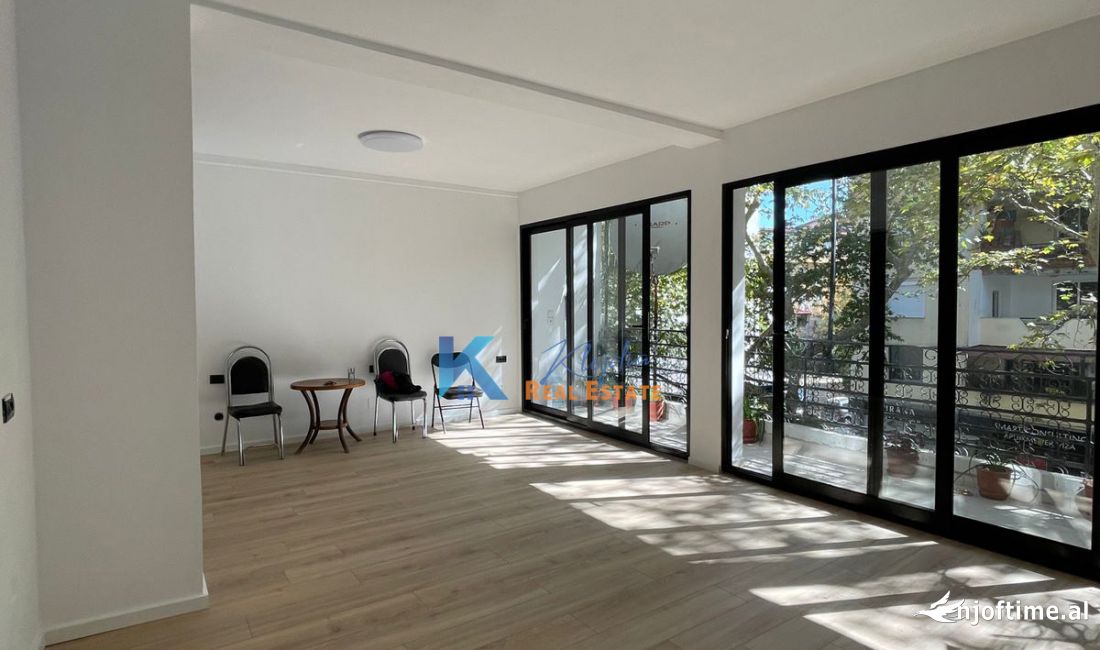 Ambient zyrash per qira ne Myslym Shyr