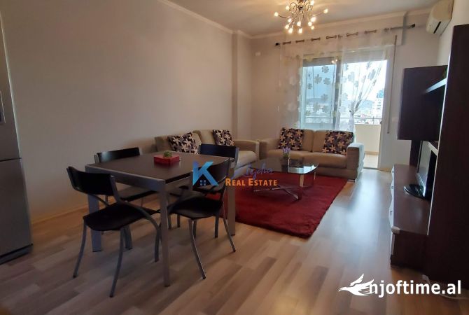 Shtepi me qera Apartament ne Tirane, 1+1, Mobilimi E mobiluar, Pagesa 600  Euro.