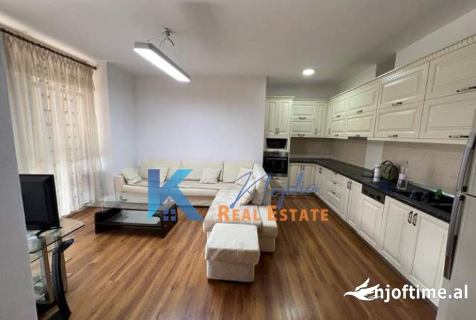 Apartament 1+1 per qira afer Shkolles se Kuqe
