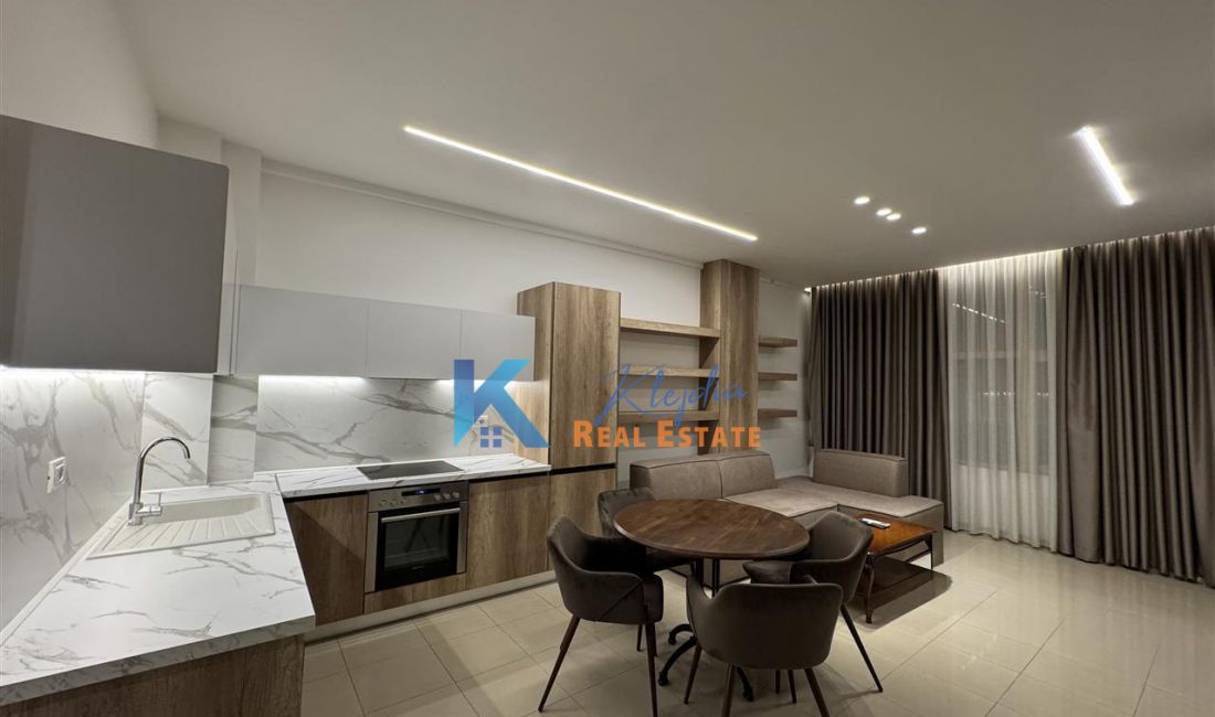 Shtepi me qera Apartament ne Tirane, 1+1, Mobilimi E mobiluar, Pagesa 500  Euro.