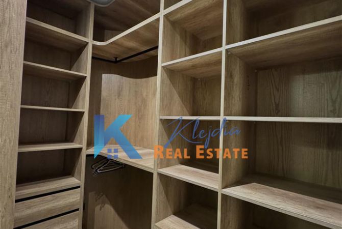 Shtepi me qera Apartament ne Tirane, 1+1, Mobilimi E mobiluar, Pagesa 500  Euro.