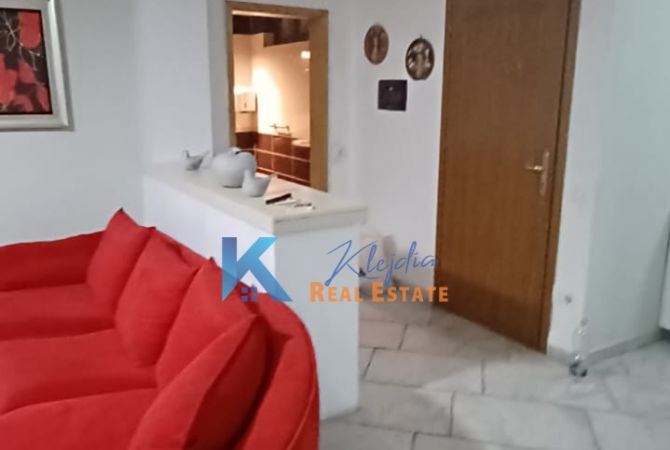 Shtepi me qera Apartament ne Tirane, 2+1, Mobilimi E mobiluar, Pagesa 60,000  Leke.