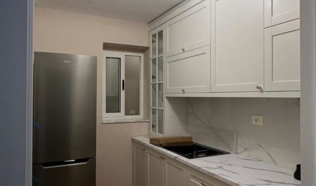 Shtepi me qera Apartament ne Tirane, 1+1, Mobilimi E mobiluar, Pagesa 550  Euro.