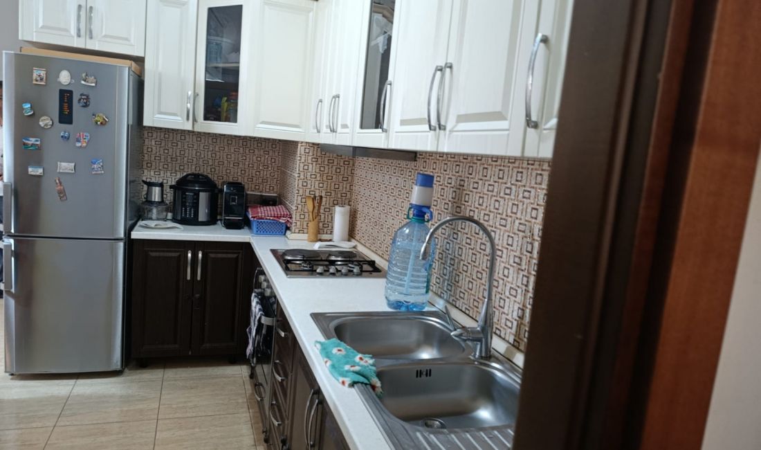 Shtepi ne shitje Apartament ne Tirane, 2+1, Mobilimi E mobiluar, Pagesa 158,000  Euro.