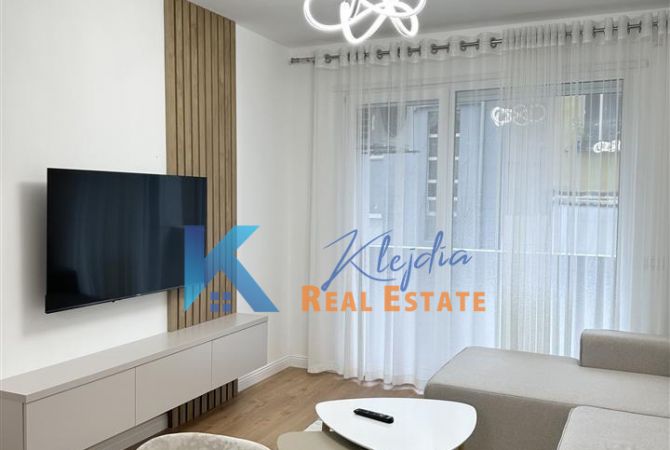 Apartament 2+1+2 per qira te Rruga e Dibres, afer Ministrise se Mbrojtjes