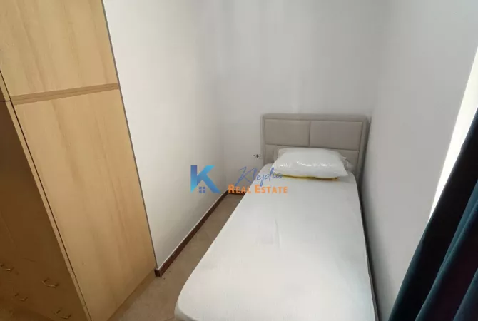 Shtepi me qera Apartament ne Tirane, 2+1, Mobilimi E mobiluar, Pagesa 700  Euro.