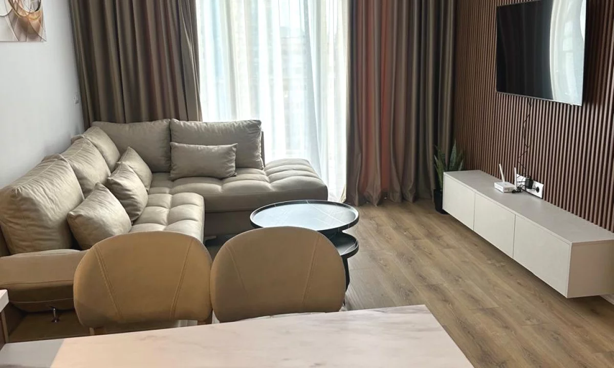 Shtepi me qera Apartament ne Tirane, 2+1, Mobilimi E mobiluar, Pagesa 1,000  Euro.