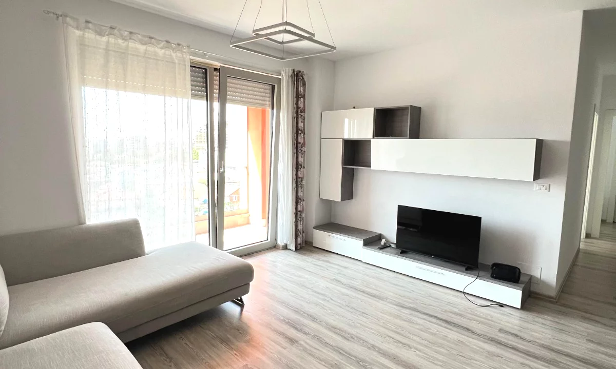 Shtepi me qera Apartament ne Tirane, 2+1, Mobilimi E mobiluar, Pagesa 850  Euro.