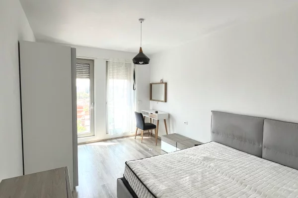 Shtepi me qera Apartament ne Tirane, 2+1, Mobilimi E mobiluar, Pagesa 850  Euro.