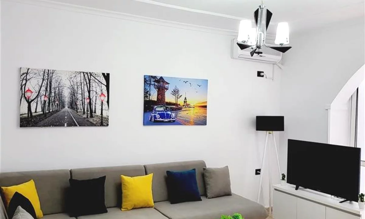 Shtepi me qera Apartament ne Tirane, 1+1, Mobilimi E mobiluar, Pagesa 65,000  Leke.