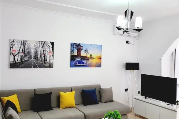 House for Rent 1+1 in Tirana - 65,000 Leke