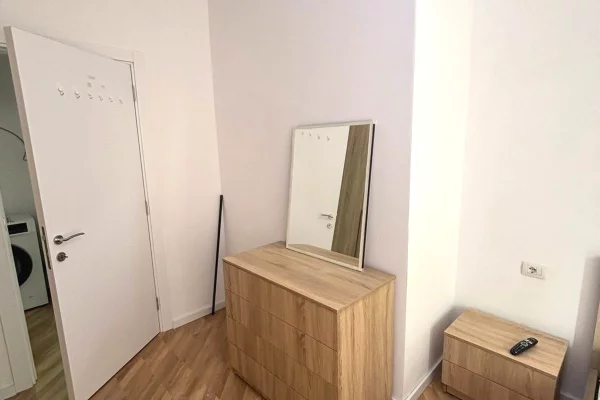 Shtepi me qera Apartament ne Tirane, 1+1, Mobilimi E mobiluar, Pagesa 400  Euro.