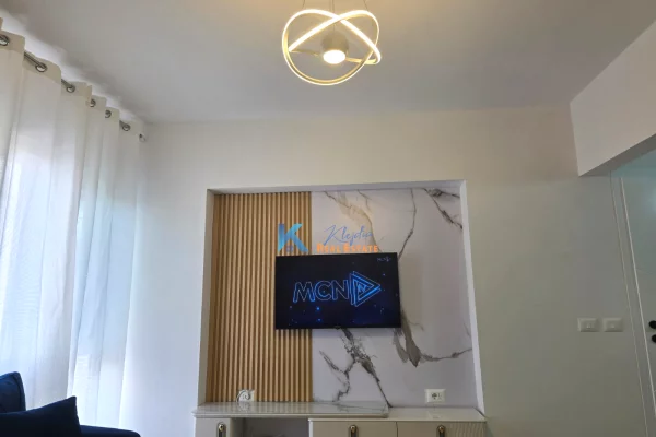 Shtepi me qera Apartament ne Tirane, 1+1, Mobilimi E mobiluar, Pagesa 500  Euro.