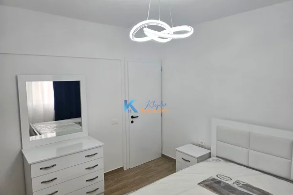 Shtepi me qera Apartament ne Tirane, 1+1, Mobilimi E mobiluar, Pagesa 500  Euro.