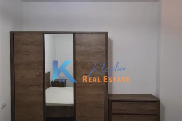 Shtepi me qera Apartament ne Tirane, 1+1, Mobilimi E mobiluar, Pagesa 55,000  Leke.