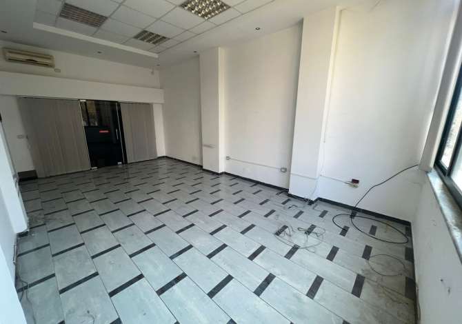 Ambient biznesi me qera 1+1 ne Tirane - 35,000 Leke