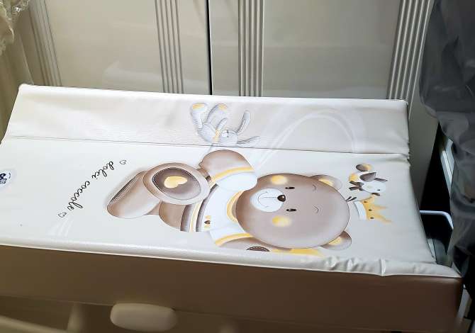 Veshje dhe Aksesor per Femije ne Tirane - 50 Euro