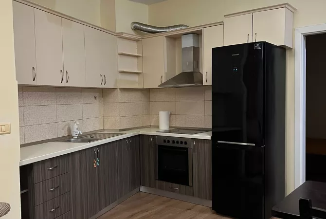 Shtepi me qera Apartament ne Tirane, 2+1, Mobilimi E mobiluar, Pagesa 445  Euro.