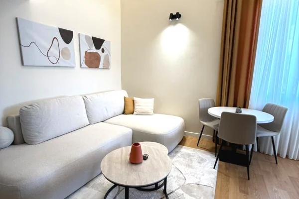 Shtepi me qera 1+1 ne Tirane - 650 Euro