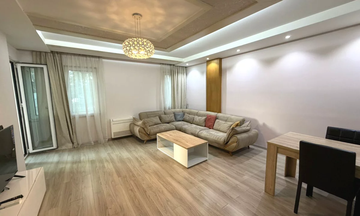 Shtepi me qera Apartament ne Tirane, 3+1, Mobilimi E mobiluar, Pagesa 1,500  Euro.