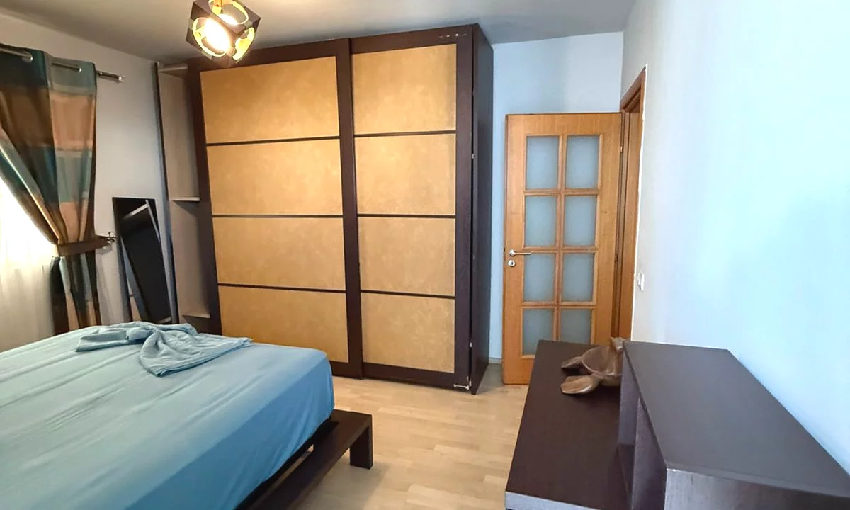 Shtepi me qera Apartament ne Tirane, 2+1, Mobilimi E mobiluar, Pagesa 649  Euro.