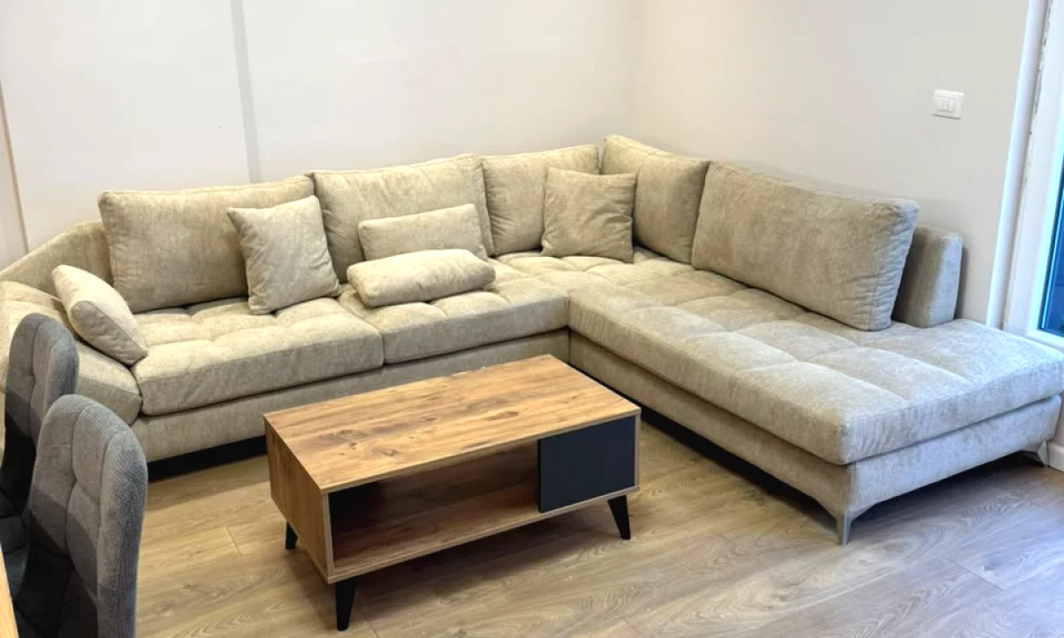 Shtepi me qera Apartament ne Tirane, 1+1, Mobilimi E mobiluar, Pagesa 599  Euro.
