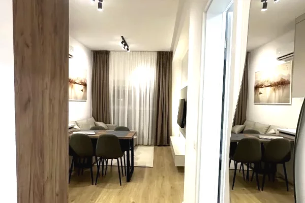 🚨Jepet me qera  1+1 📍Ali Dem, Kompleksi Kadiu 💶Çmimi 450€ 