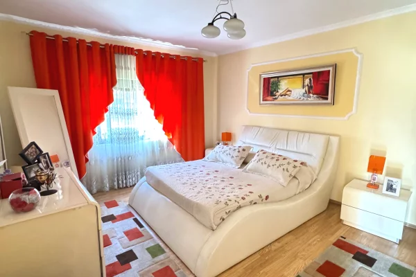 Shtepi me qera Apartament ne Tirane, 2+1, Mobilimi E mobiluar, Pagesa 450  Euro.