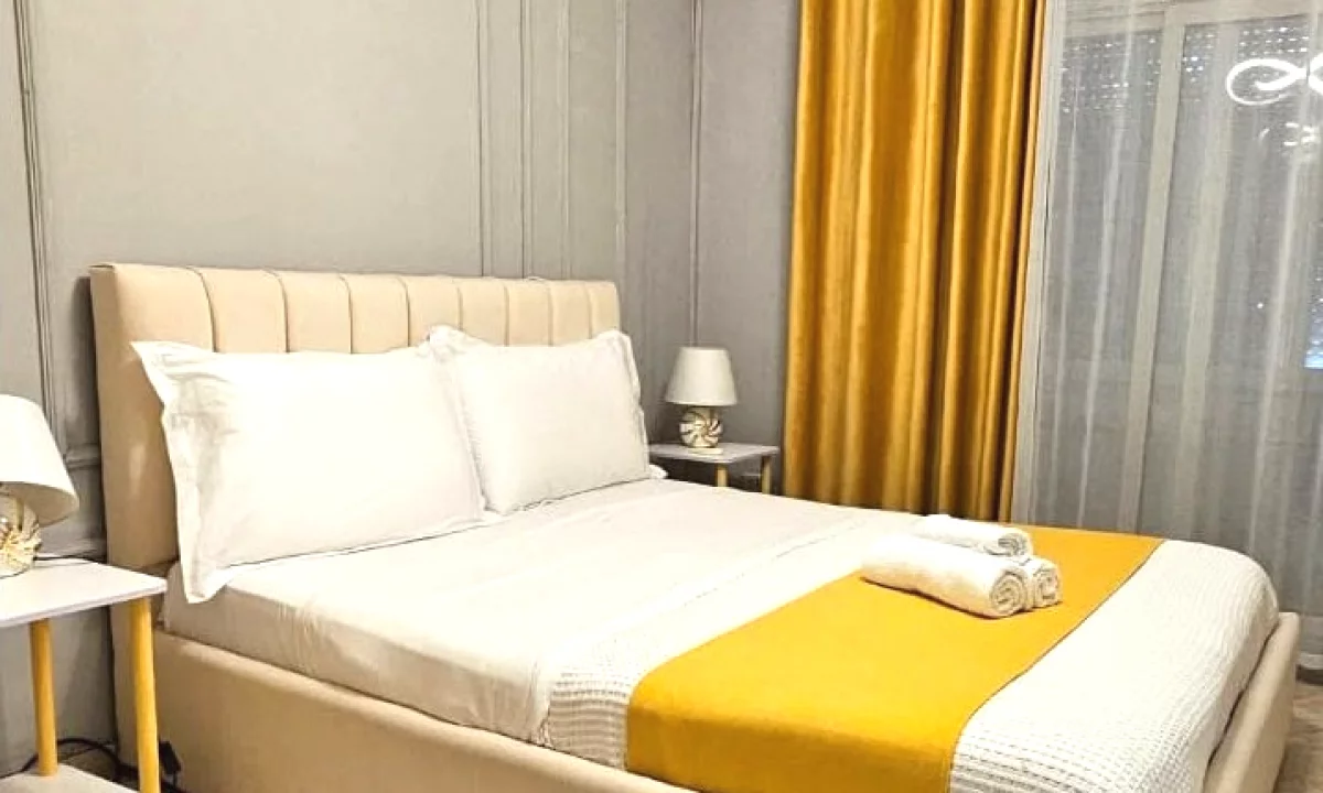 Shtepi me qera Apartament ne Tirane, 1+1, Mobilimi E mobiluar, Pagesa 599  Euro.