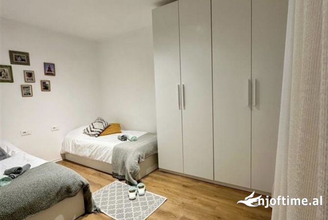 Shtepi me qera Apartament ne Tirane, 1+1, Mobilimi E mobiluar, Pagesa 620  Euro.