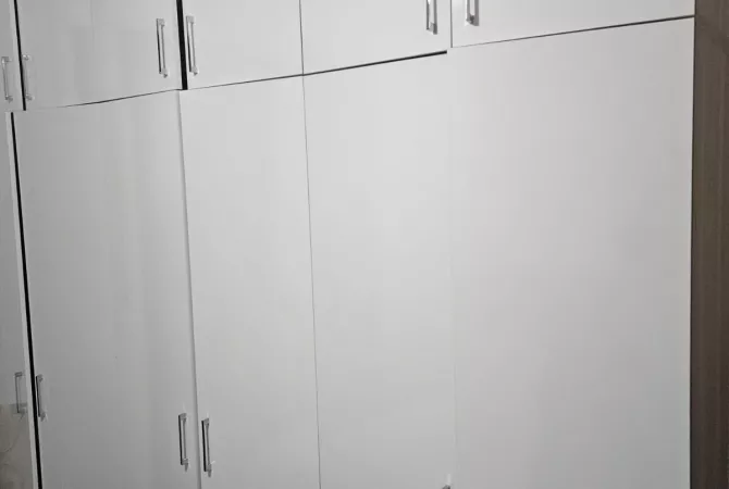 Shtepi me qera Apartament ne Tirane, 1+1, Mobilimi E mobiluar, Pagesa 500  Euro.