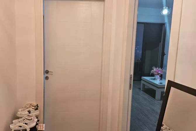 Shtepi me qera Apartament ne Tirane, 1+1, Mobilimi E mobiluar, Pagesa 500  Euro.