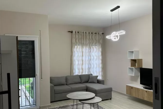 Apartament 1+1 me Qera Astir,Vila L
