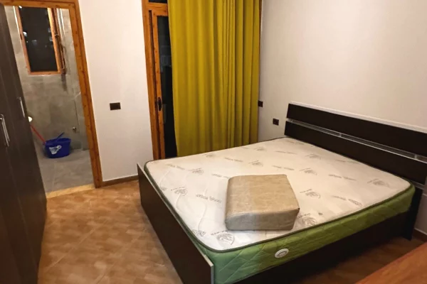 Shtepi me qera Apartament ne Tirane, 1+1, Mobilimi E mobiluar, Pagesa 400  Euro.