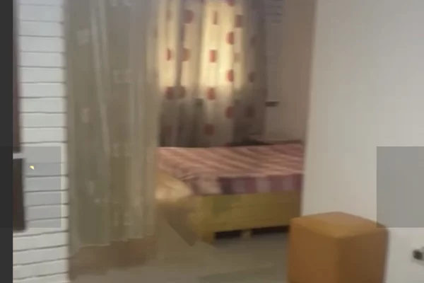 Apartament 1+1 me Qera,Varri Bamit