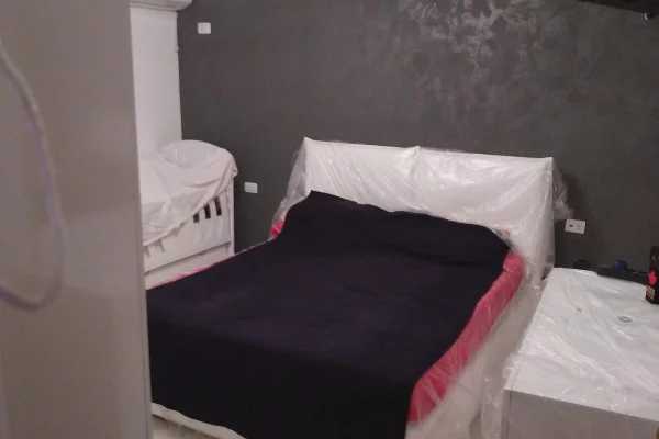 Shtepi ne shitje Apartament ne Tirane, 2+1, Mobilimi E mobiluar, Pagesa 107,000  Euro.