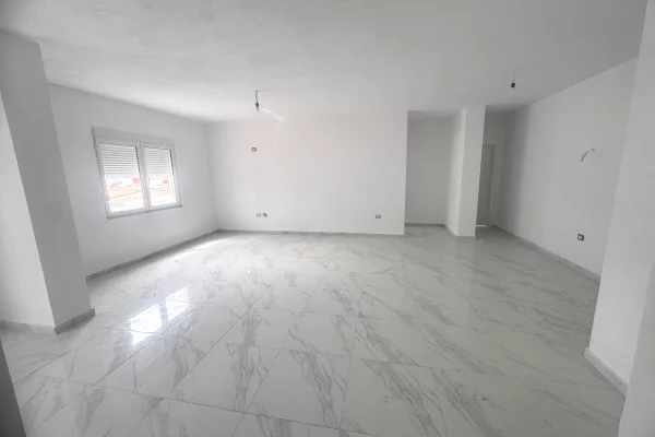 Shtepi ne shitje 3+1 ne Tirane - 125,000 Euro